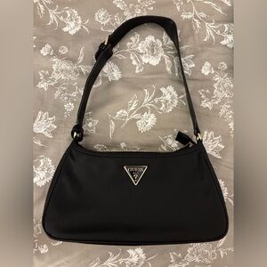 GUESS Little Bay Shoulder Bag